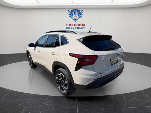 2026 Chevrolet Trax FWD 2RS