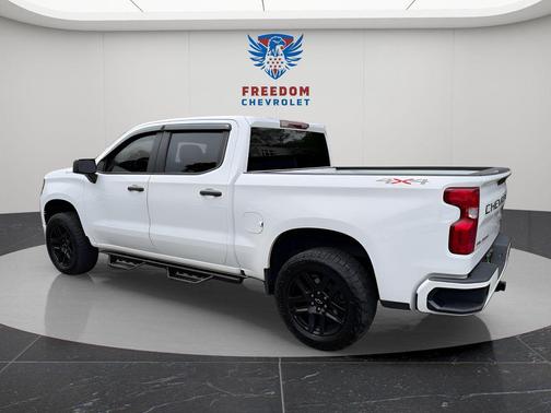 Summit White 2023 Chevrolet Silverado 1500 Custom