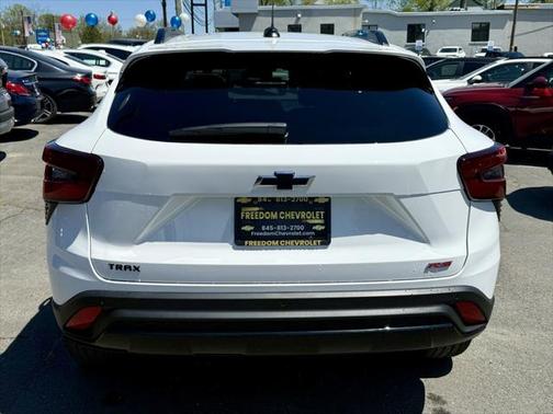 2025 Chevrolet Trax FWD 2RS