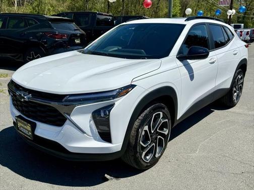 2025 Chevrolet Trax FWD 2RS