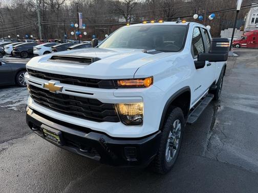 2026 Chevrolet Silverado 2500 Custom