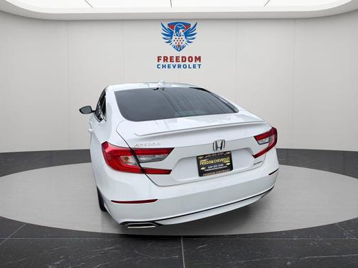 Platinum White Pearl 2019 Honda Accord Sport