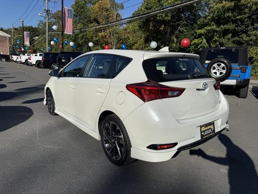 2017 Toyota Corolla iM Base