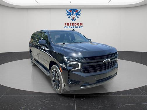 2023 Chevrolet Suburban RST