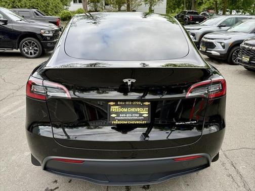 2023 Tesla Model Y Long Range Dual Motor All-Wheel Drive
