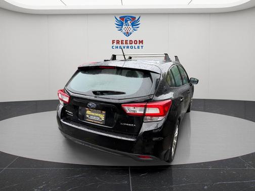 Crystal Black Silica 2018 Subaru Impreza 2.0i