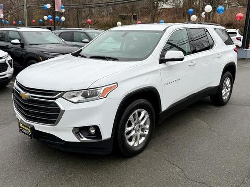 2021 Chevrolet Traverse LT Cloth