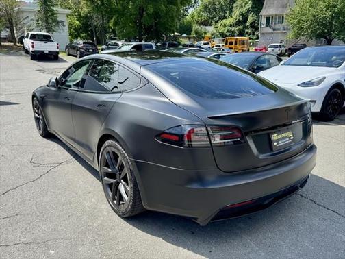 2022 Tesla Model S Plaid