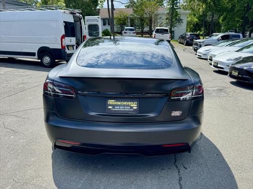 2022 Tesla Model S Plaid