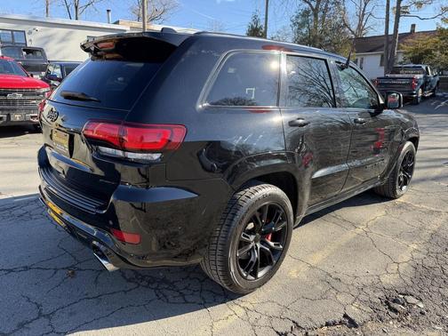 2021 Jeep Grand Cherokee SRT