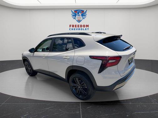 White Sands 2026 Chevrolet Trax FWD ACTIV