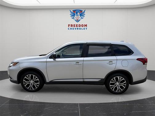 2018 Mitsubishi Outlander ES