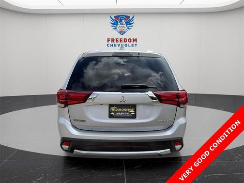 2018 Mitsubishi Outlander ES