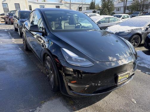 2024 Tesla Model Y Performance Dual Motor All-Wheel Drive