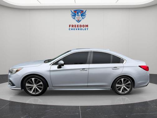 Ice Silver Metallic 2019 Subaru Legacy Limited