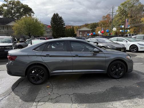 2024 Volkswagen Jetta 1.5T SE