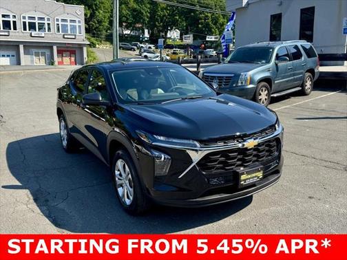 2025 Chevrolet Trax LS