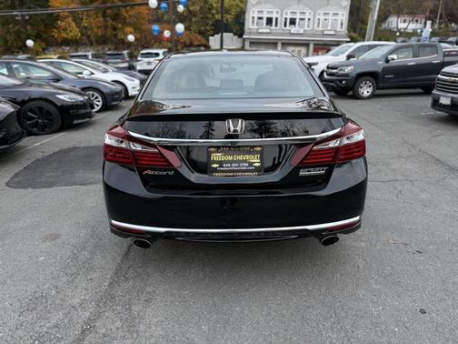 2017 Honda Accord Sport SE