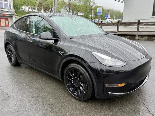 2023 Tesla Model Y Long Range Dual Motor All-Wheel Drive
