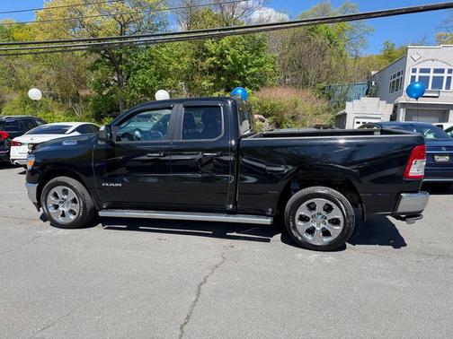 Diamond Black Crystal Pearlcoat 2020 RAM 1500 Big Horn/Lone Star