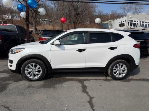 2020 Hyundai TUCSON SE