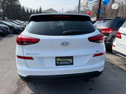 2020 Hyundai TUCSON SE