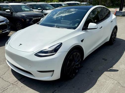 2022 Tesla Model Y Performance Dual Motor All-Wheel Drive