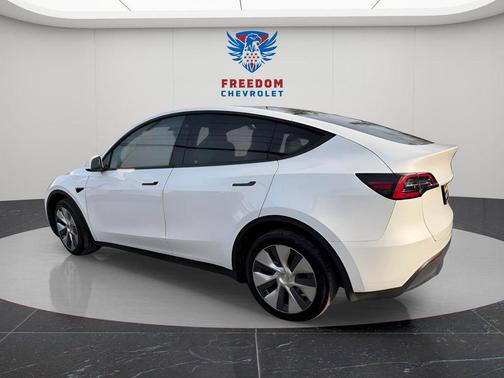 2023 Tesla Model Y Long Range Dual Motor All-Wheel Drive