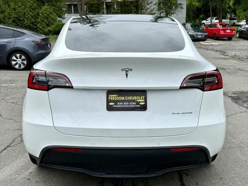 2021 Tesla Model Y Long Range Dual Motor All-Wheel Drive