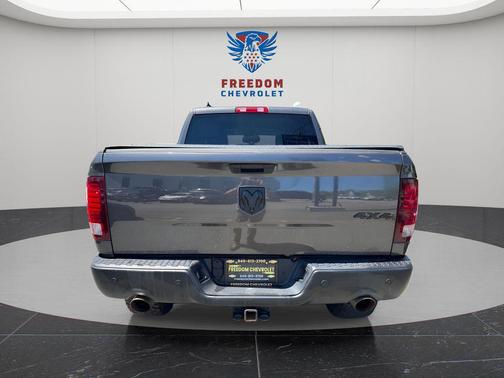Granite Crystal Metallic Clearcoat 2021 RAM 1500 Classic SLT