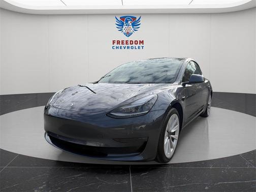 2022 Tesla Model 3 Long Range
