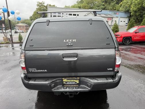 2014 Toyota Tacoma Base