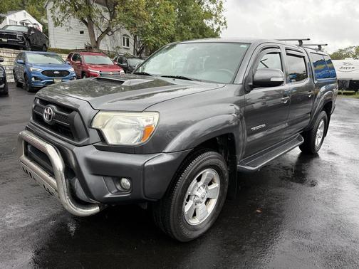 2014 Toyota Tacoma Base