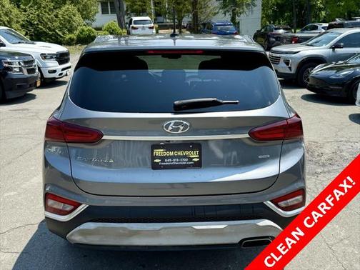 2019 Hyundai SANTA FE SE 2.4