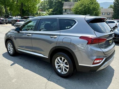 2019 Hyundai SANTA FE SE 2.4