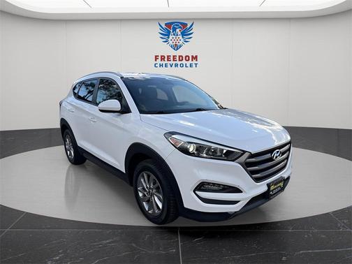 2016 Hyundai TUCSON SE