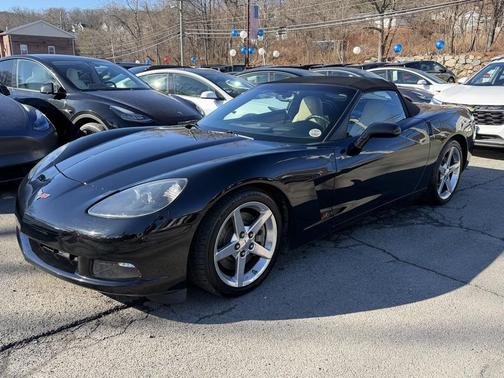 2005 Chevrolet Corvette Base