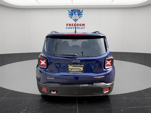 2016 Jeep Renegade Trailhawk