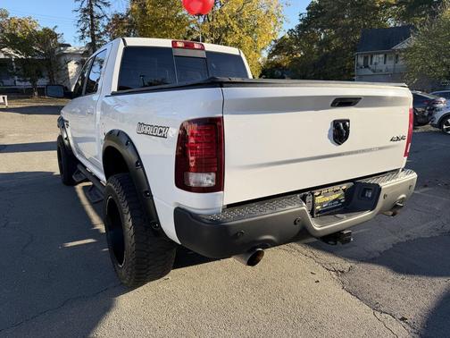 2019 RAM 1500 SLT