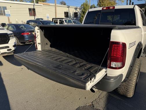 2019 RAM 1500 SLT