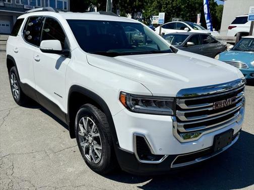 2022 GMC Acadia AWD SLT