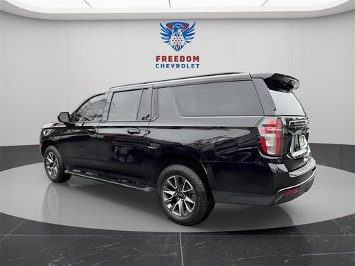 2023 Chevrolet Suburban 4WD Z71