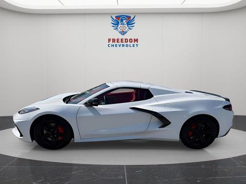 2026 Chevrolet Corvette Stingray w/3LT