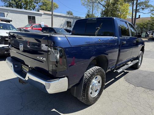 2017 RAM 2500 Big Horn Crew Cab 4x4 6'4' Box