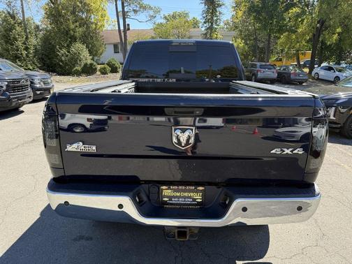 2017 RAM 2500 Big Horn Crew Cab 4x4 6'4' Box