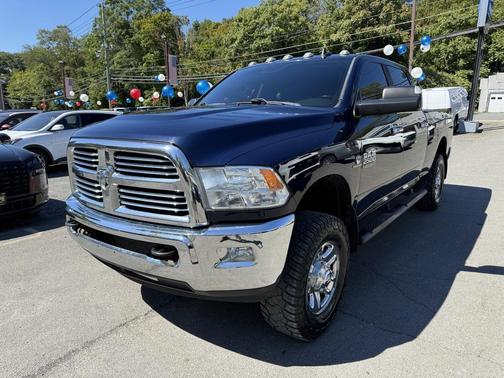 2017 RAM 2500 Big Horn Crew Cab 4x4 6'4' Box
