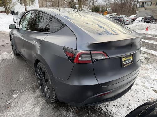 2022 Tesla Model Y Performance Dual Motor All-Wheel Drive