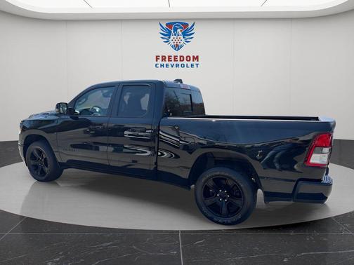 Diamond Black Crystal Pearlcoat 2023 RAM 1500 Big Horn/Lone Star