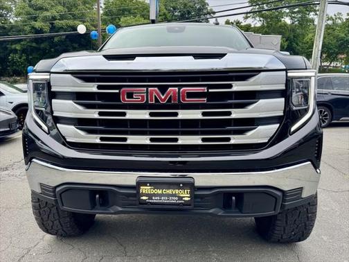 2023 GMC Sierra 1500 SLE