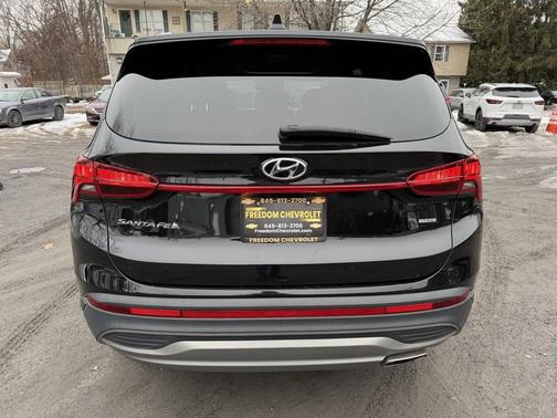 2023 Hyundai SANTA FE SE